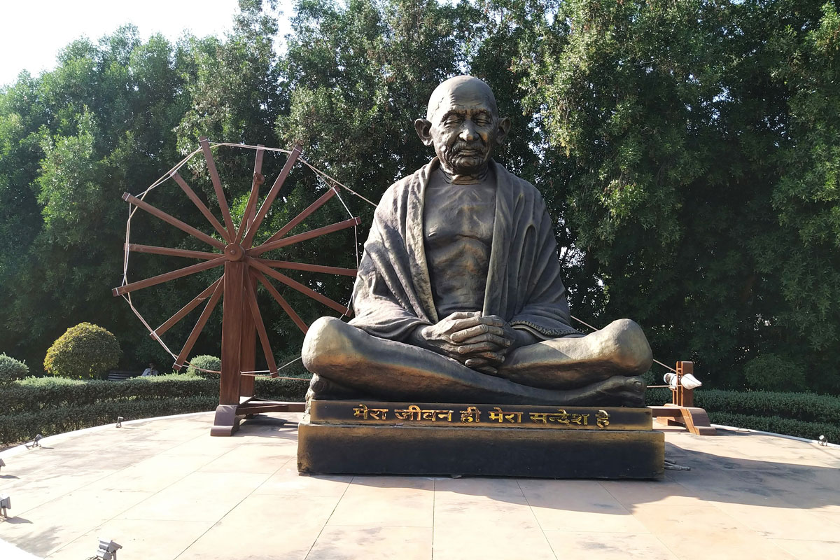 ghandi-fondazione-quarto-comandamento-10